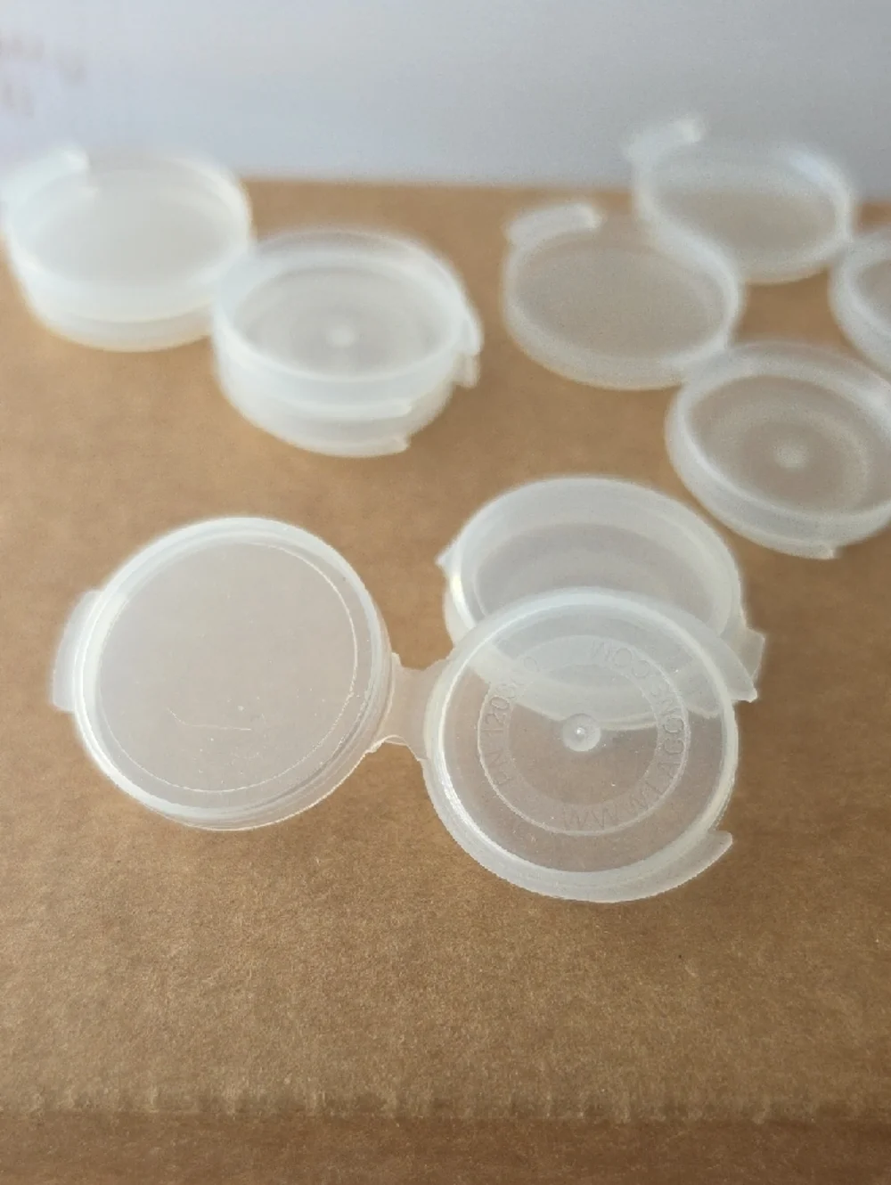 Clear Plastic Paint Pot Caps - Pack of 8